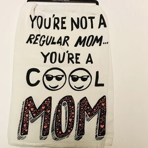 Primitives by Kathy Cool Mom Kitchen Towel Linen